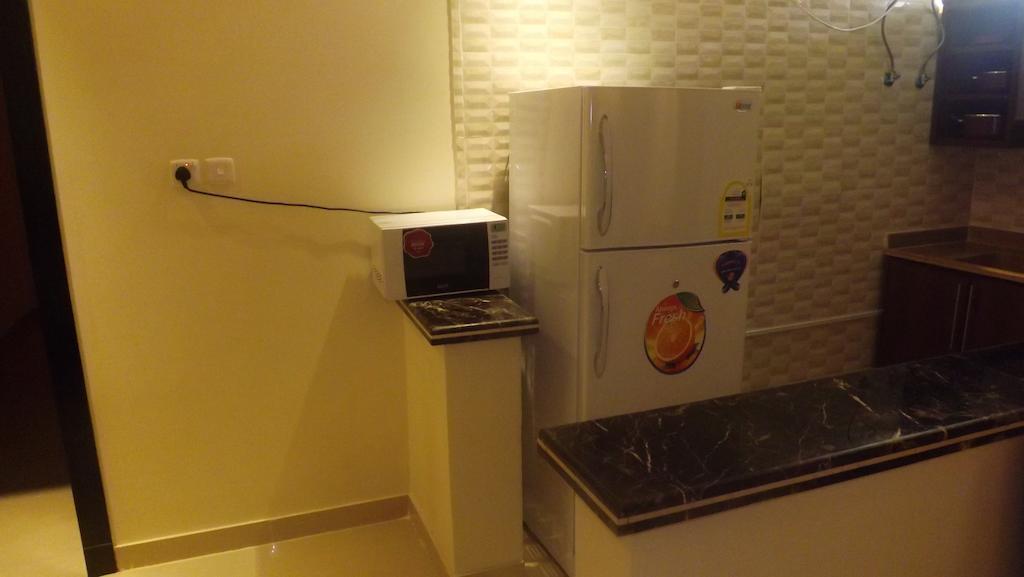 Baron Palace - Almasif Hotel Apartments Эр-Рияд Номер фото