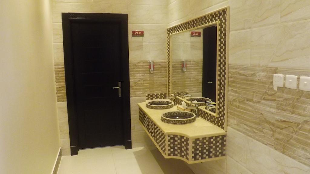 Baron Palace - Almasif Hotel Apartments Эр-Рияд Номер фото