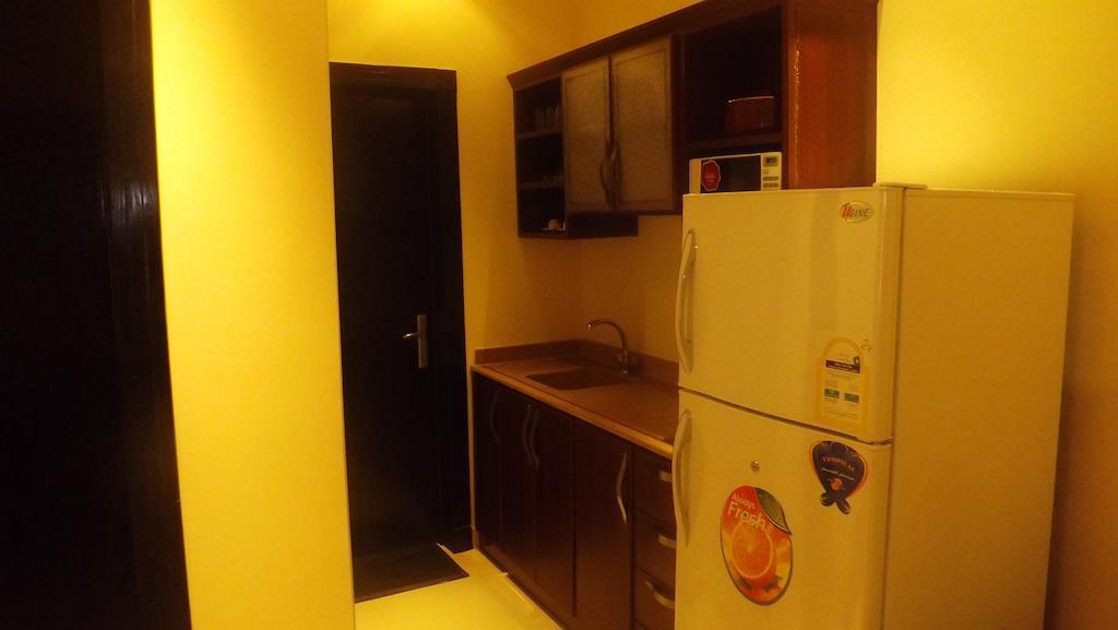 Baron Palace - Almasif Hotel Apartments Эр-Рияд Номер фото