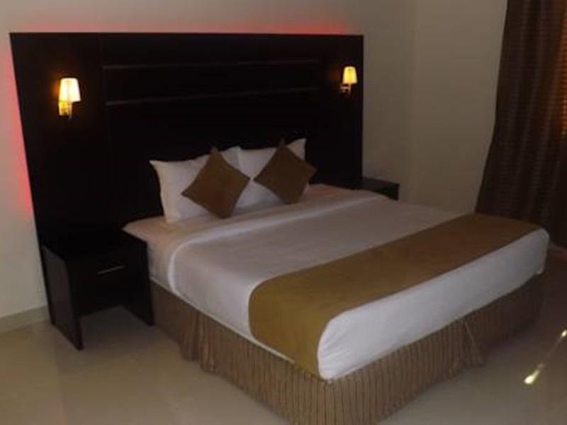 Baron Palace - Almasif Hotel Apartments Эр-Рияд Экстерьер фото