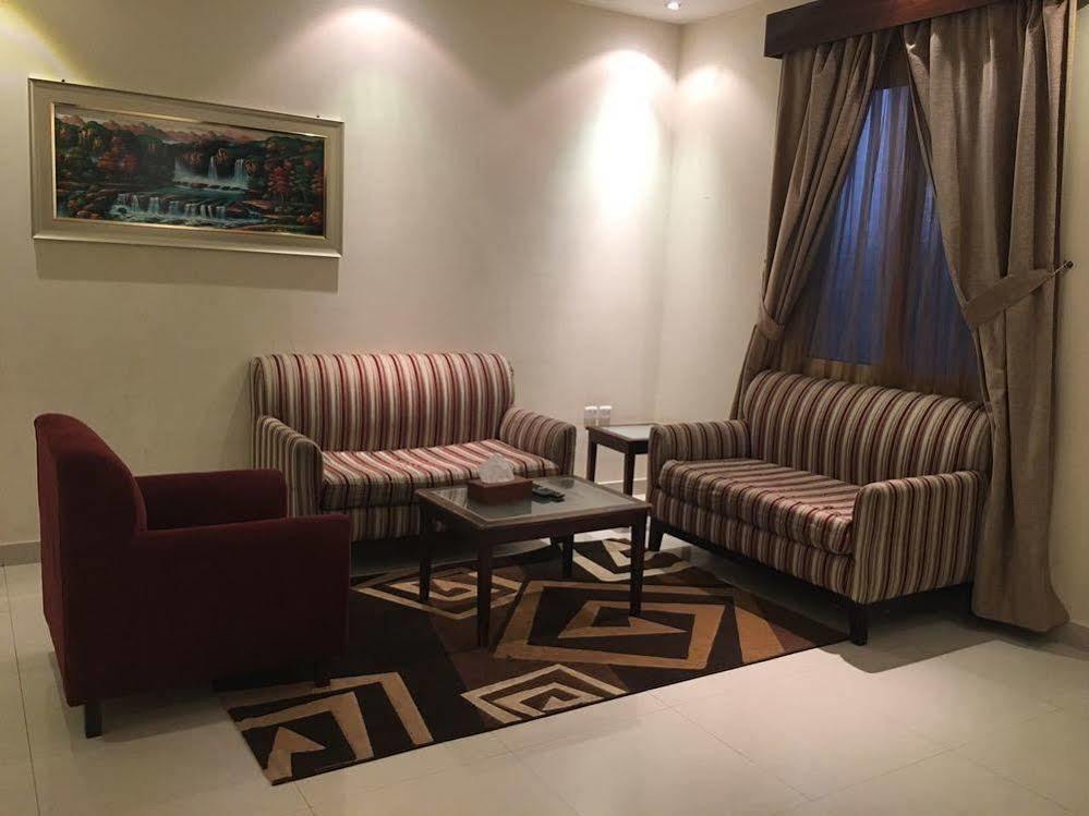 Baron Palace - Almasif Hotel Apartments Эр-Рияд Экстерьер фото